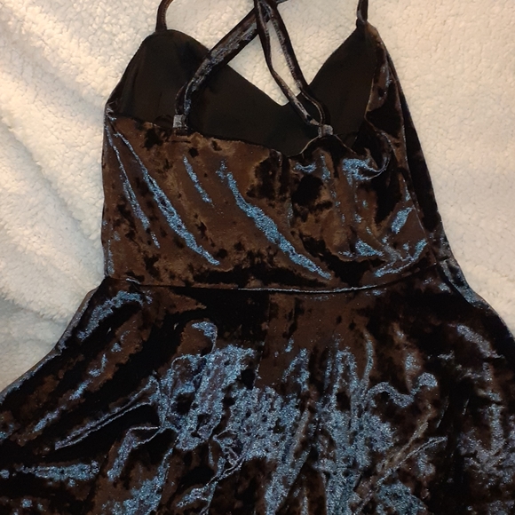 Velvet Mini Skater Dress - Picture 3 of 4